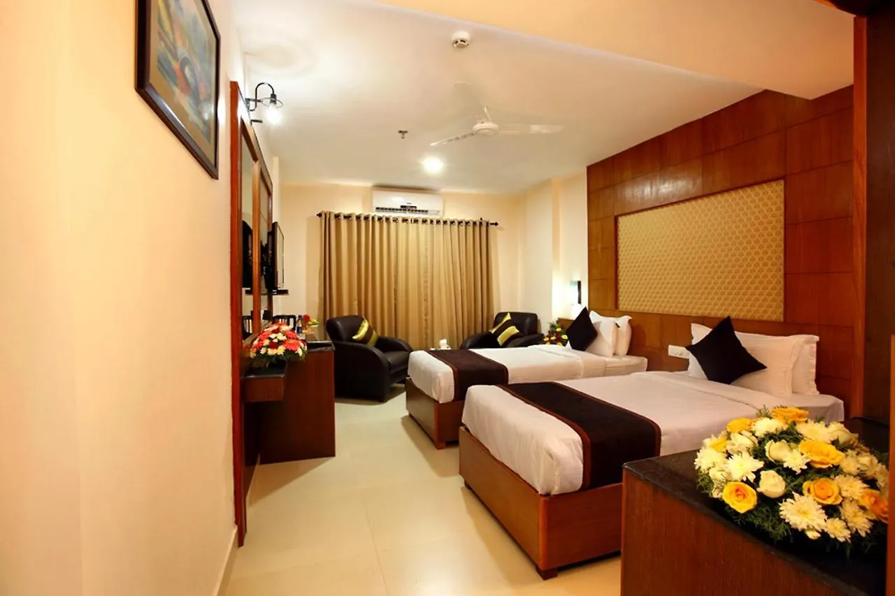 Hotel Livanta Kochi 4*,